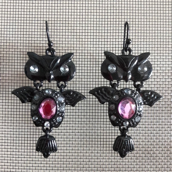 Source Unknown Jewelry - Bejeweled black owl earrings 🦉🦉